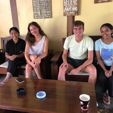 A-Manta Homestay Labuan Bajo Luaran gambar