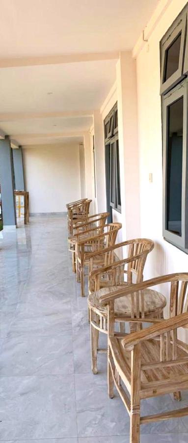 A-Manta Homestay Labuan Bajo Luaran gambar